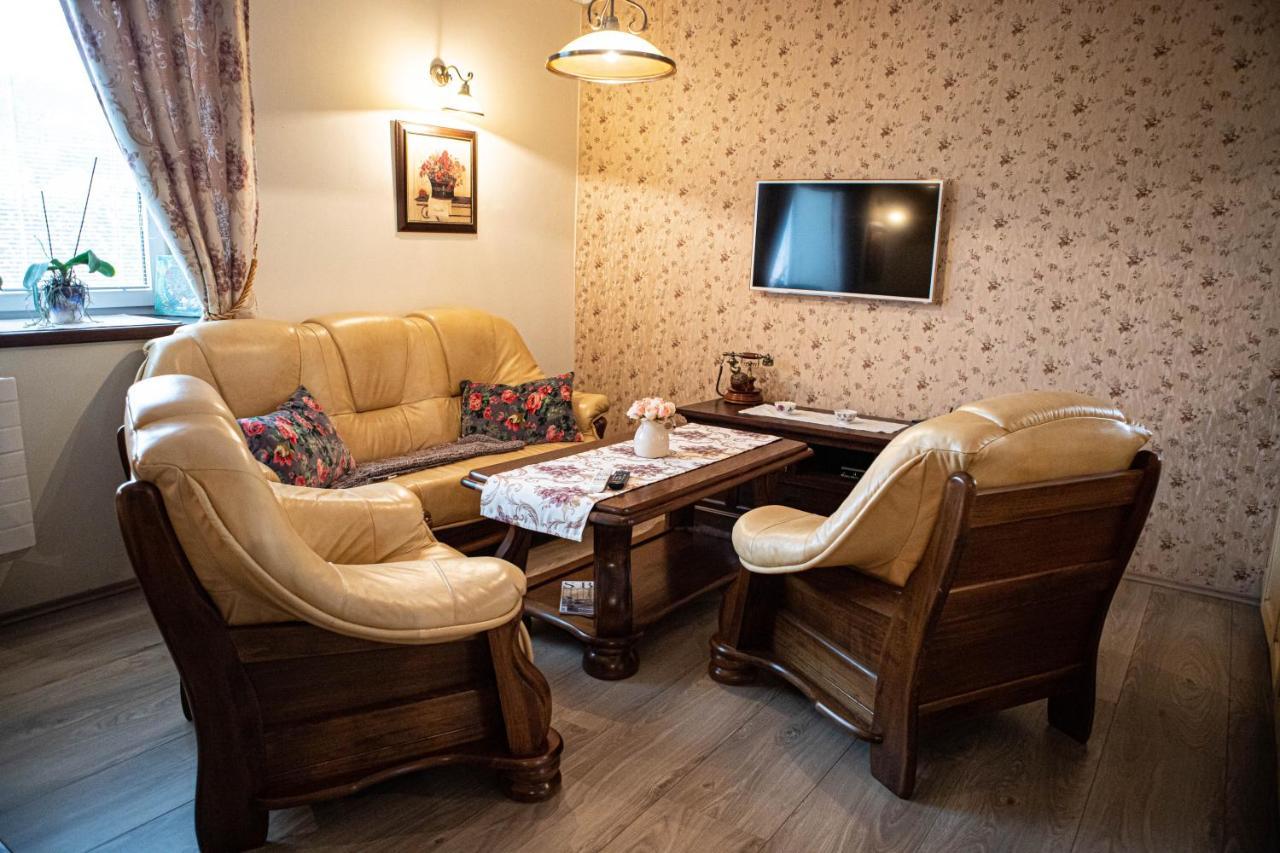 Kalvin Restaurant & Pension Rastislavice Экстерьер фото